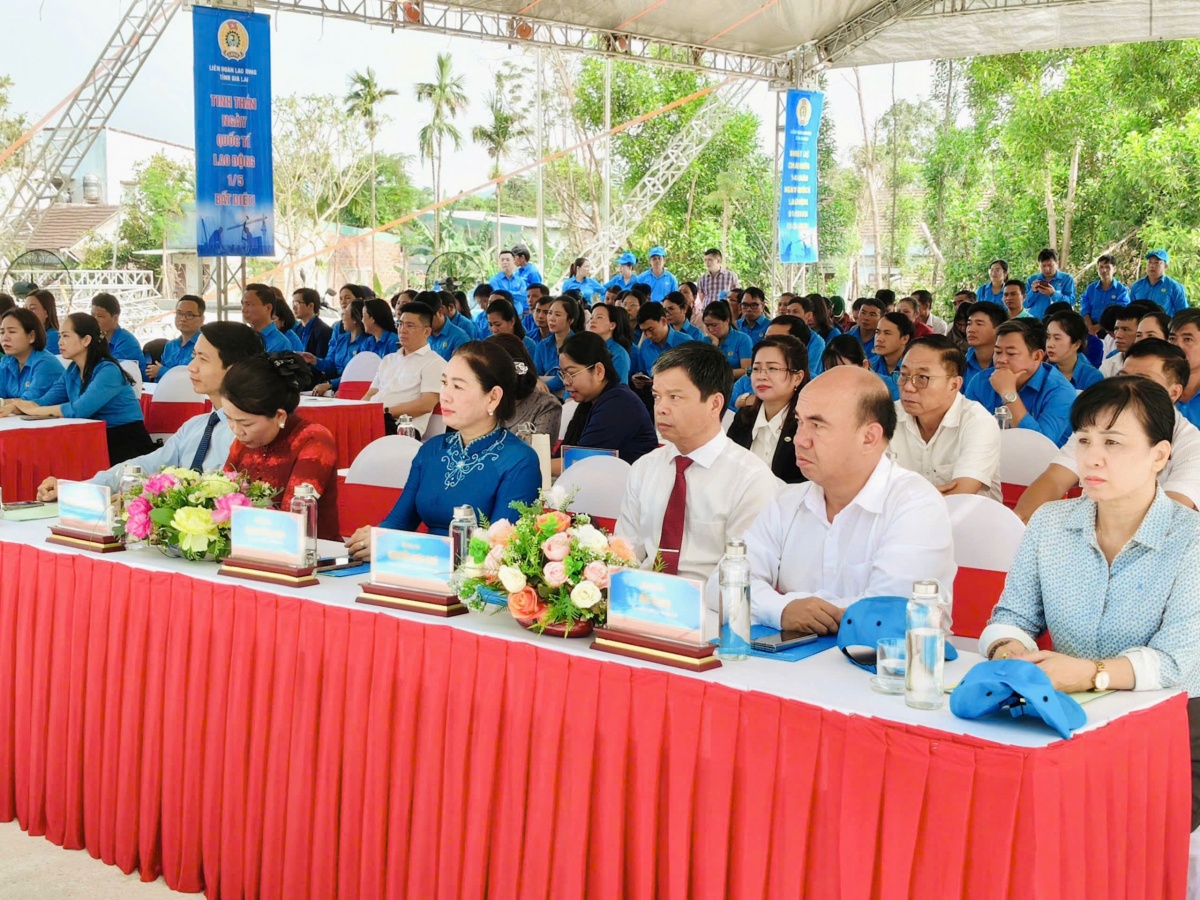 Công nhân Gia Lai đổi mới sáng tạo, bứt phá năng suất trong Tháng Công nhân 2026