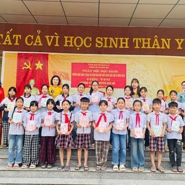 Giáo dục lý tưởng, đạo đức cho học sinh tiểu học trong kỷ nguyên số: Nền móng cho tương lai bền vững