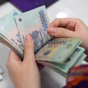 Lương lao động hợp đồng trong đơn vị sự nghiệp công lập dự kiến thay đổi ra sao?