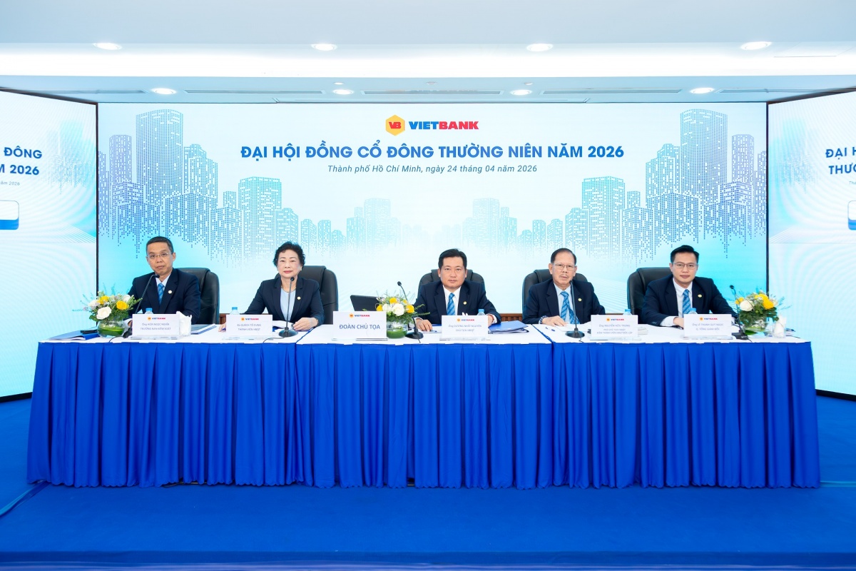 Đoàn chủ tọa Đại hội đồng cổ đông thường niên Vietbank năm 2026