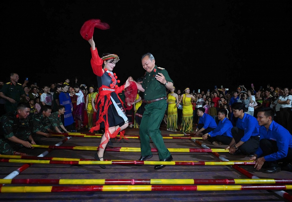 Binh đoàn 15: Đổi mới sáng tạo, bồi đắp nguồn lực con người