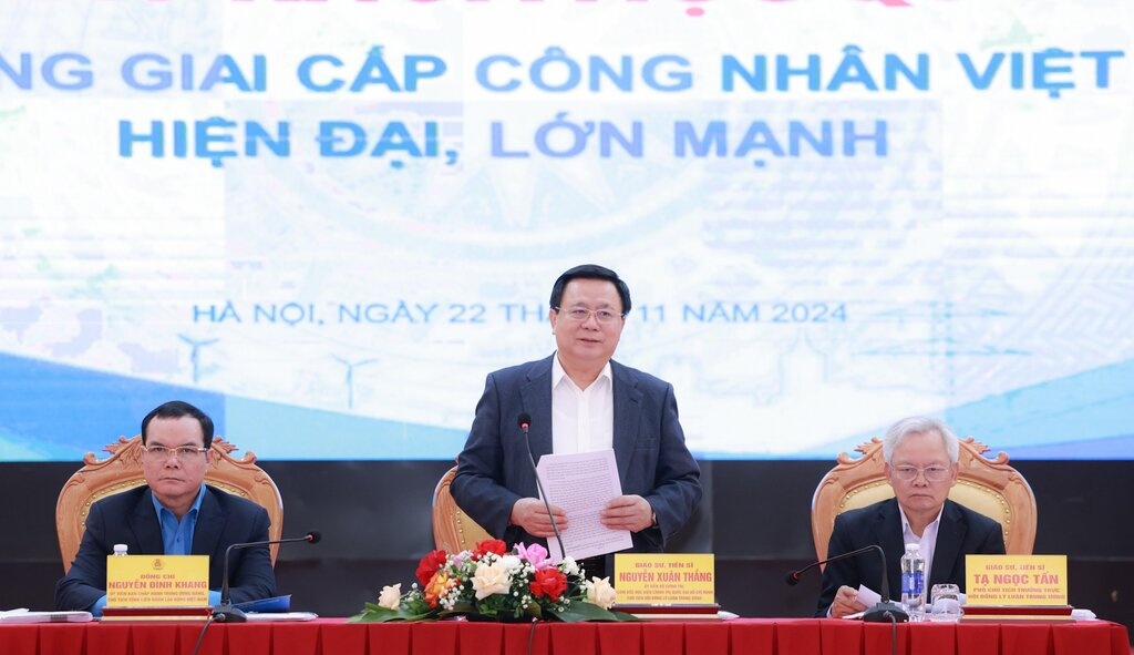Vận dụng lý luận của Chủ nghĩa Mác - Lênin về giai cấp công nhân trong xây dựng giai cấp công nhân Việt Nam hiện đại, lớn mạnh