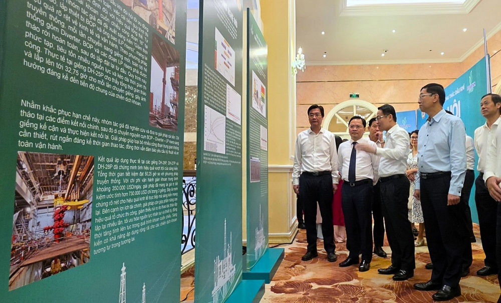 Khơi dòng trí tuệ Việt nơi những công trình dầu khí