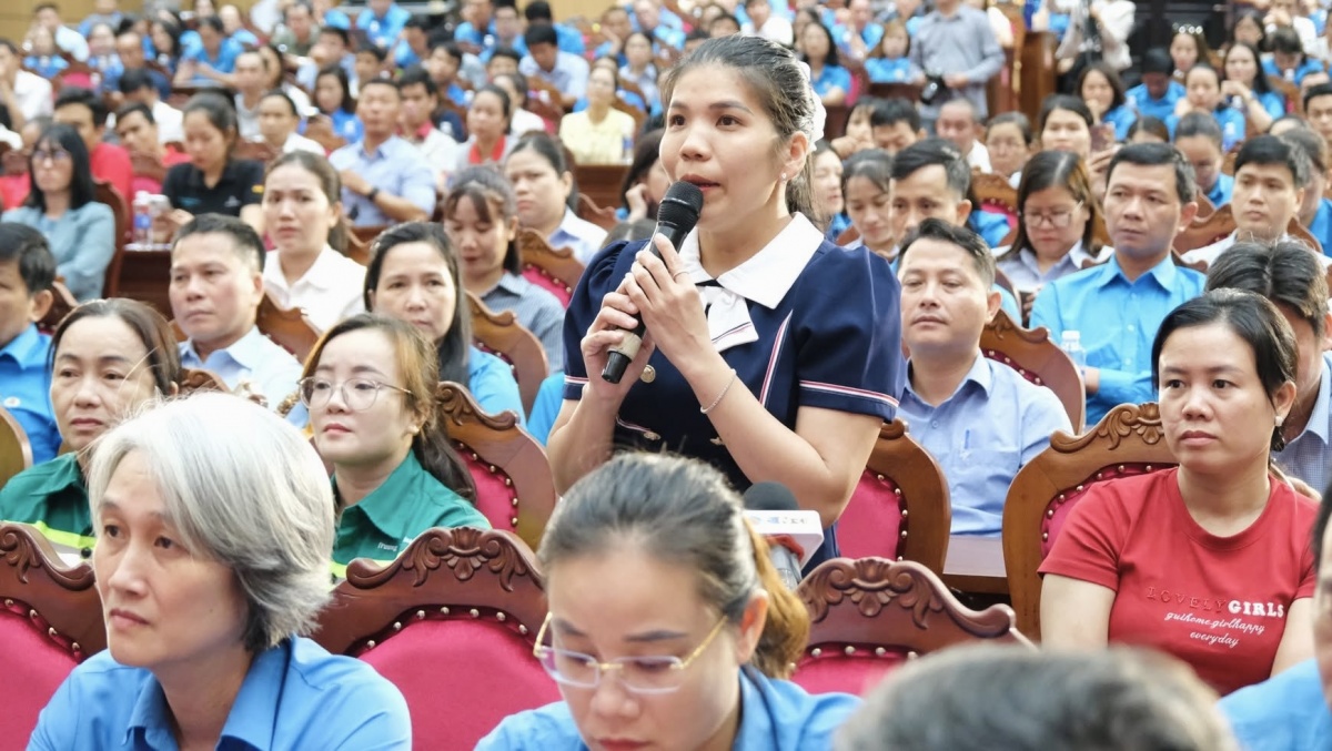 Công nhân gửi gắm tâm tư, Công đoàn lắng nghe để đồng hành, kiến nghị giải quyết