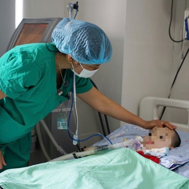 Những “người thân” trong sắc trắng