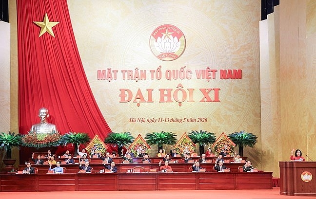 Đại biểu tiến hành biểu quyết tại Đại hội. Ảnh: Trang TTĐT MTTQVN