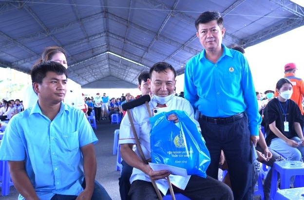 Tháng Công nhân 2026 ở Tây Ninh – Khi sự chăm lo chạm tới nhận thức người lao động Tháng Công nhân 2026 ở Tây Ninh – Khi sự chăm lo chạm tới nhận thức người lao động
