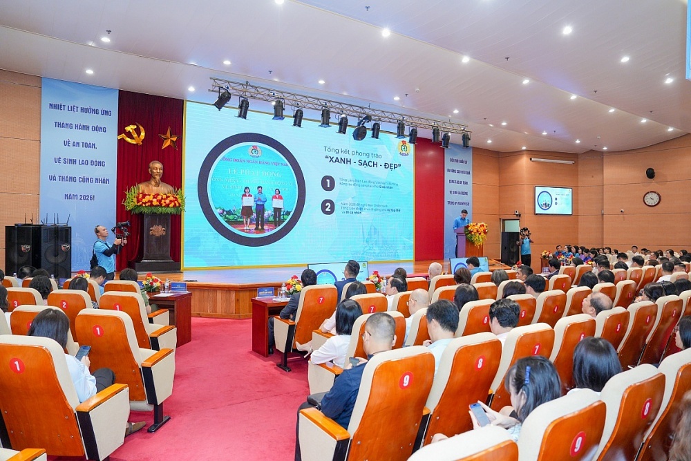 Toàn cảnh Lễ phát động Tháng Công nhân và Tháng hành động về An toàn vệ sinh lao động (ATVSLĐ) năm 2026 của ngành Ngân hàng. Ảnh: Hữu Chánh