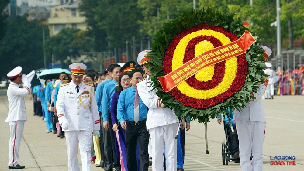 [Ảnh] Đoàn viên học tập và làm theo tư tưởng, đạo đức, phong cách của Bác