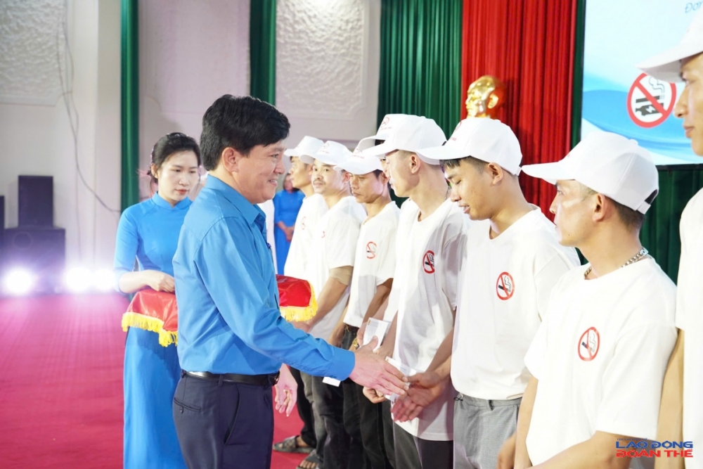 Từ bỏ thuốc lá để bảo vệ tương lai nguồn nhân lực quốc gia