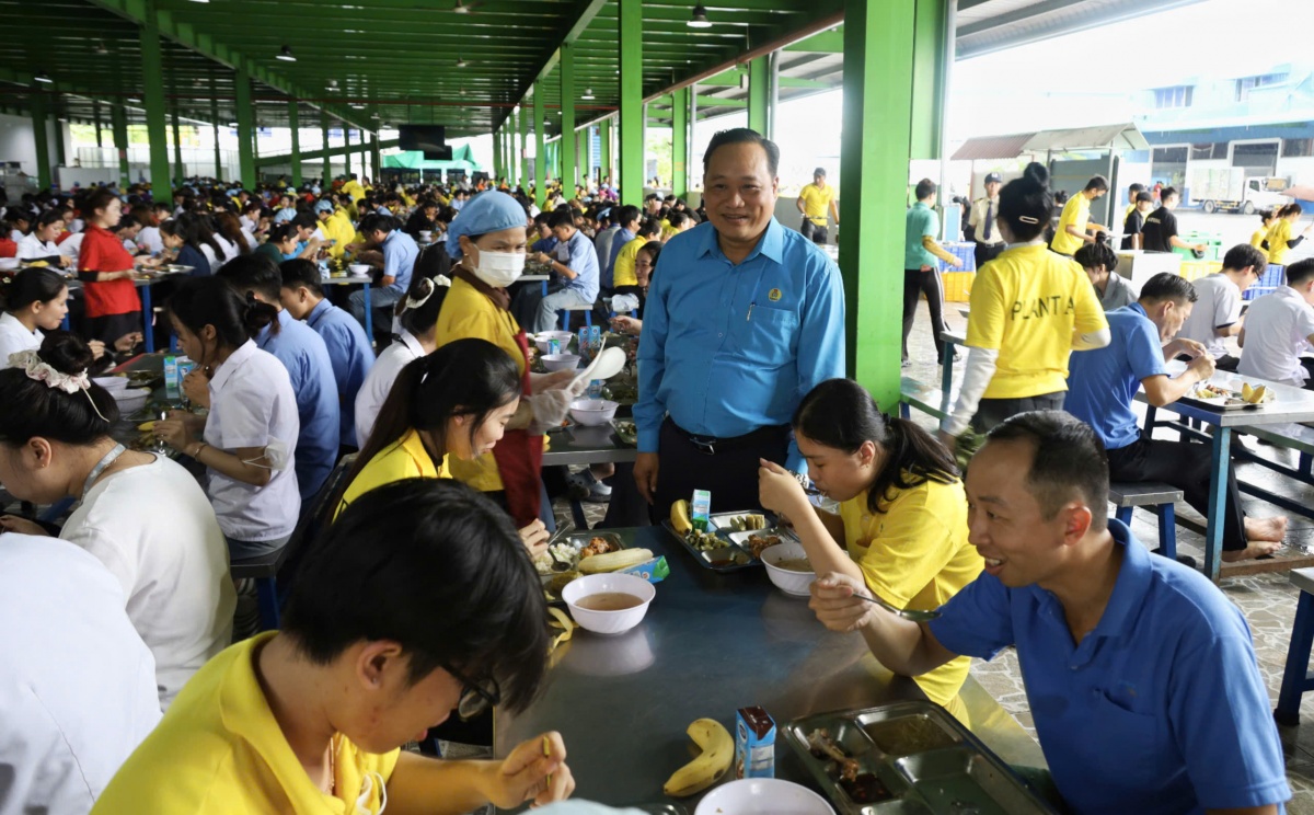 Công đoàn An Giang: Giữ niềm tin từ những điều bình dị Công đoàn An Giang: Giữ niềm tin từ những điều bình dị