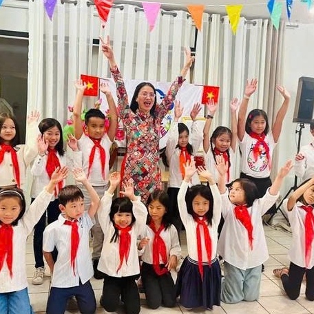 quang ba tieng viet giu niem tin noi xu nguoi ky 2 tu paris trang le den sahara can coi tieng viet van vang len