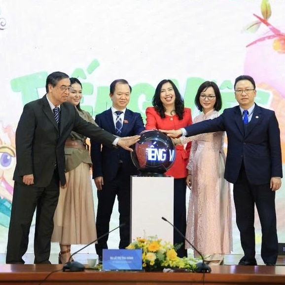 quang ba tieng viet giu niem tin noi xu nguoi ky 3 moi lop hoc la mot phao dai tu tuong