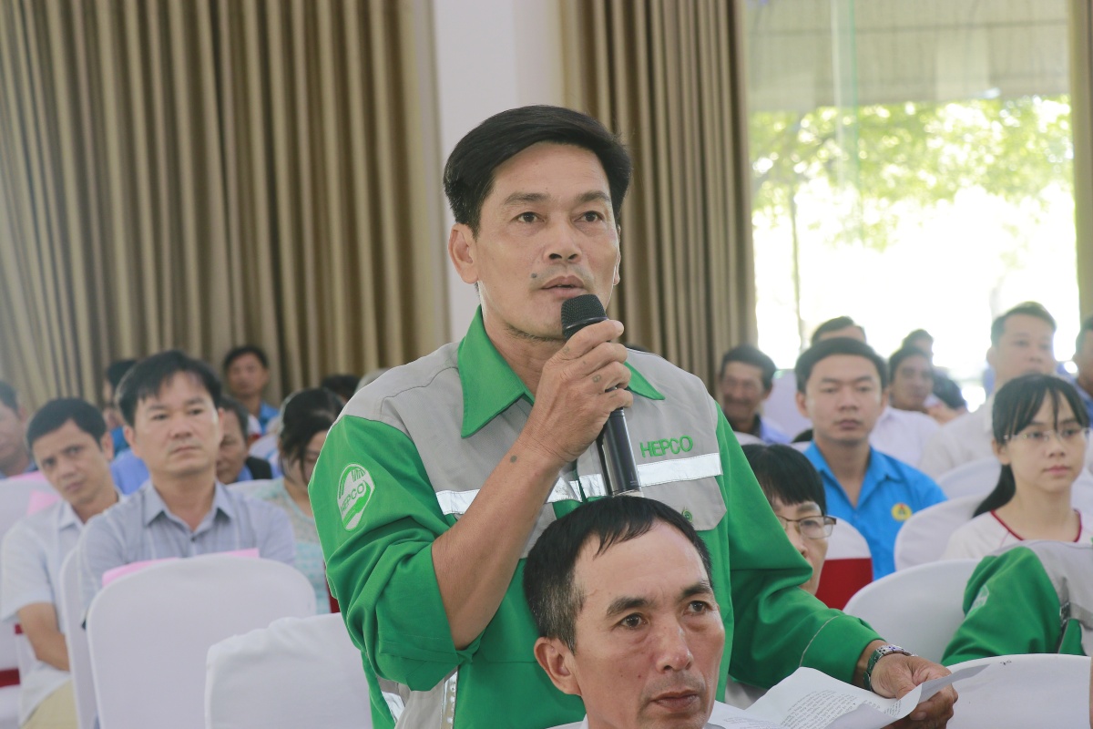 Đối thoại để tháo gỡ những trăn trở của người lao động Đối thoại để tháo gỡ những trăn trở của người lao động