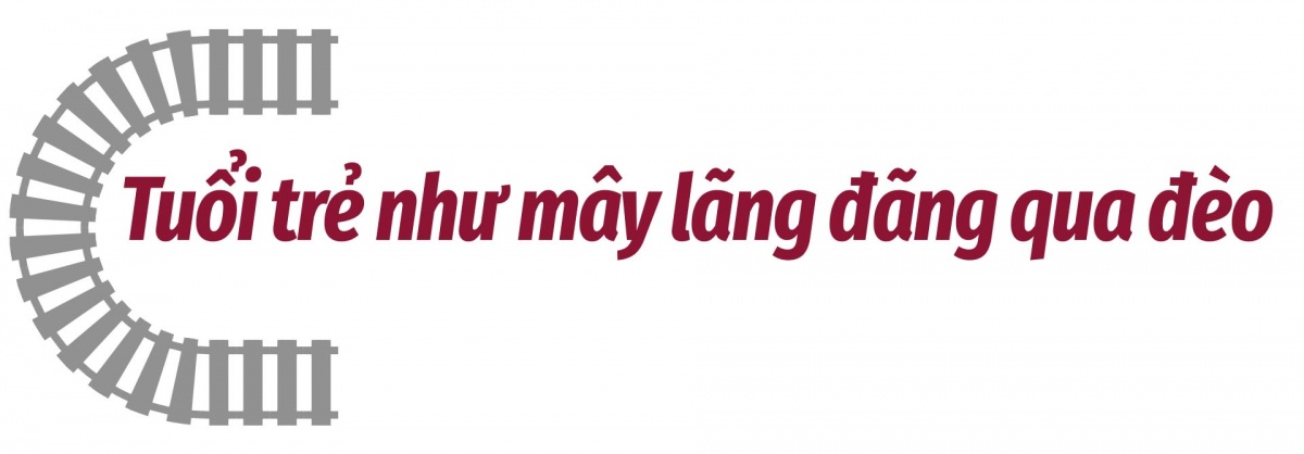 Tiếng còi tàu dưới Ải Vân Quan