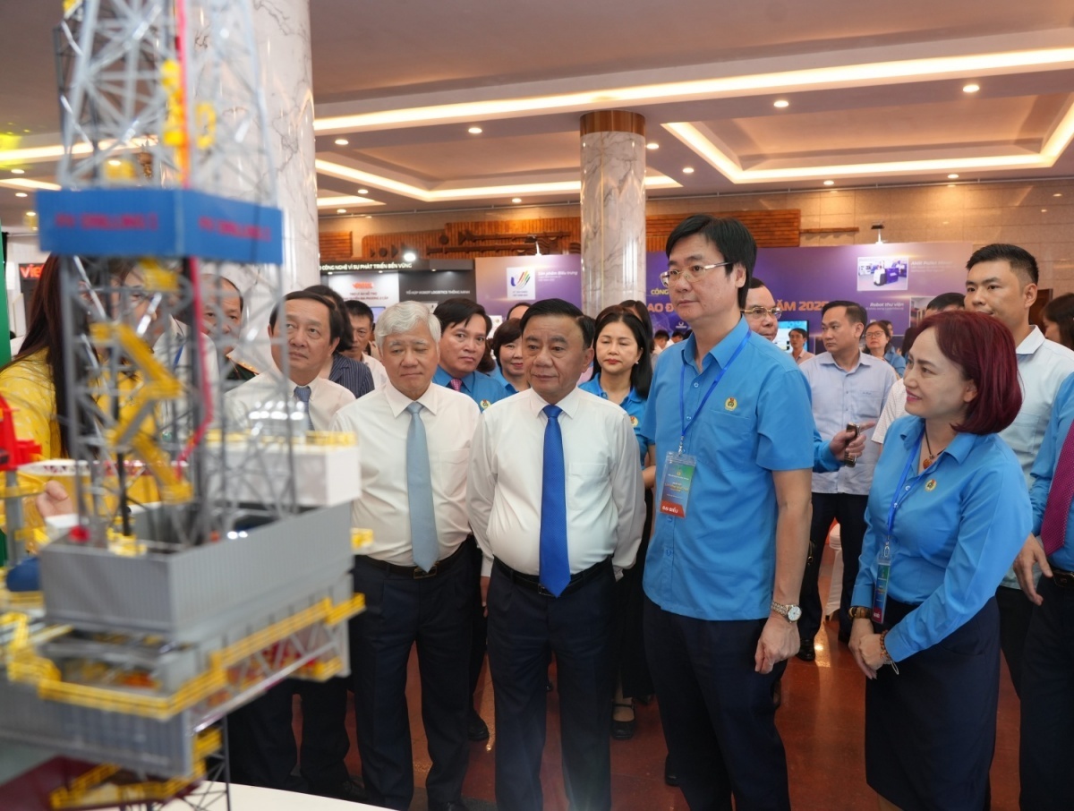 Từ nghị quyết đến hành động: Những bước tiến nổi bật của Công đoàn Việt Nam Từ nghị quyết đến hành động: Những bước tiến nổi bật của Công đoàn Việt Nam