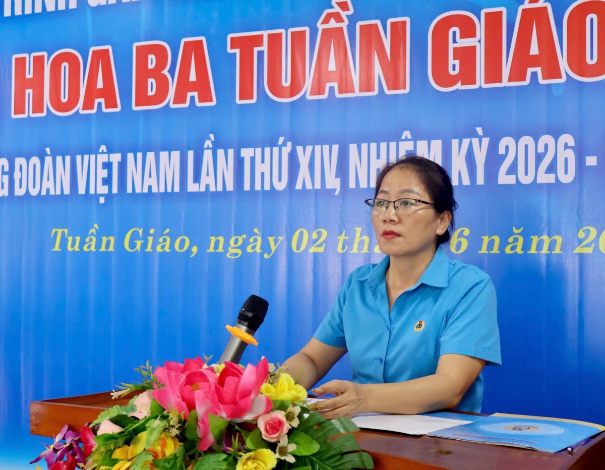 LĐLĐ tỉnh Điện Biên gắn biển công trình chào mừng Đại hội XIV Công đoàn Việt Nam