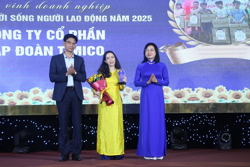 Công ty Cổ phần Tập đoàn Timico được tôn vinh là “Doanh nghiệp chăm lo tốt đời sống người lao động năm 2025”. Công ty Cổ phần Tập đoàn Timico được tôn vinh là “Doanh nghiệp chăm lo tốt đời sống người lao động năm 2025”.