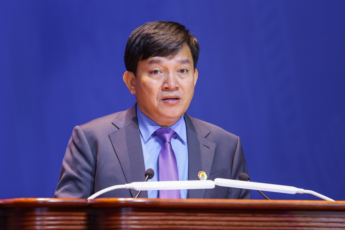 Nghiên cứu sửa đổi tên cơ quan lãnh đạo của Công đoàn Việt Nam thành “Ban Thường vụ Tổng LĐLĐ Việt Nam”