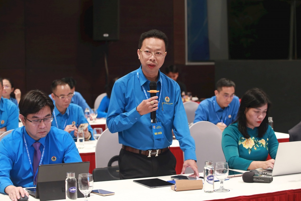 Nhiều cách làm hiệu quả được chia sẻ tại phiên thảo luận về chăm lo, bảo vệ người lao động Nhiều cách làm hiệu quả được chia sẻ tại phiên thảo luận về chăm lo, bảo vệ người lao động