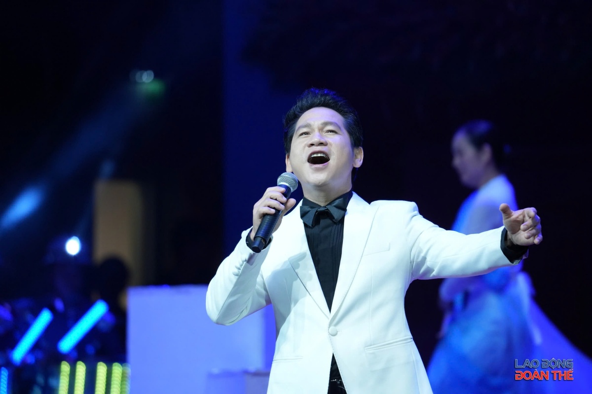 [Ảnh] Toàn cảnh phiên trọng thể Đại hội XIV Công đoàn Việt Nam
