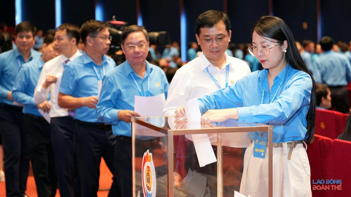 Bầu 135 Ủy viên Ban Chấp hành Tổng Liên đoàn Lao động Việt Nam khóa XIV