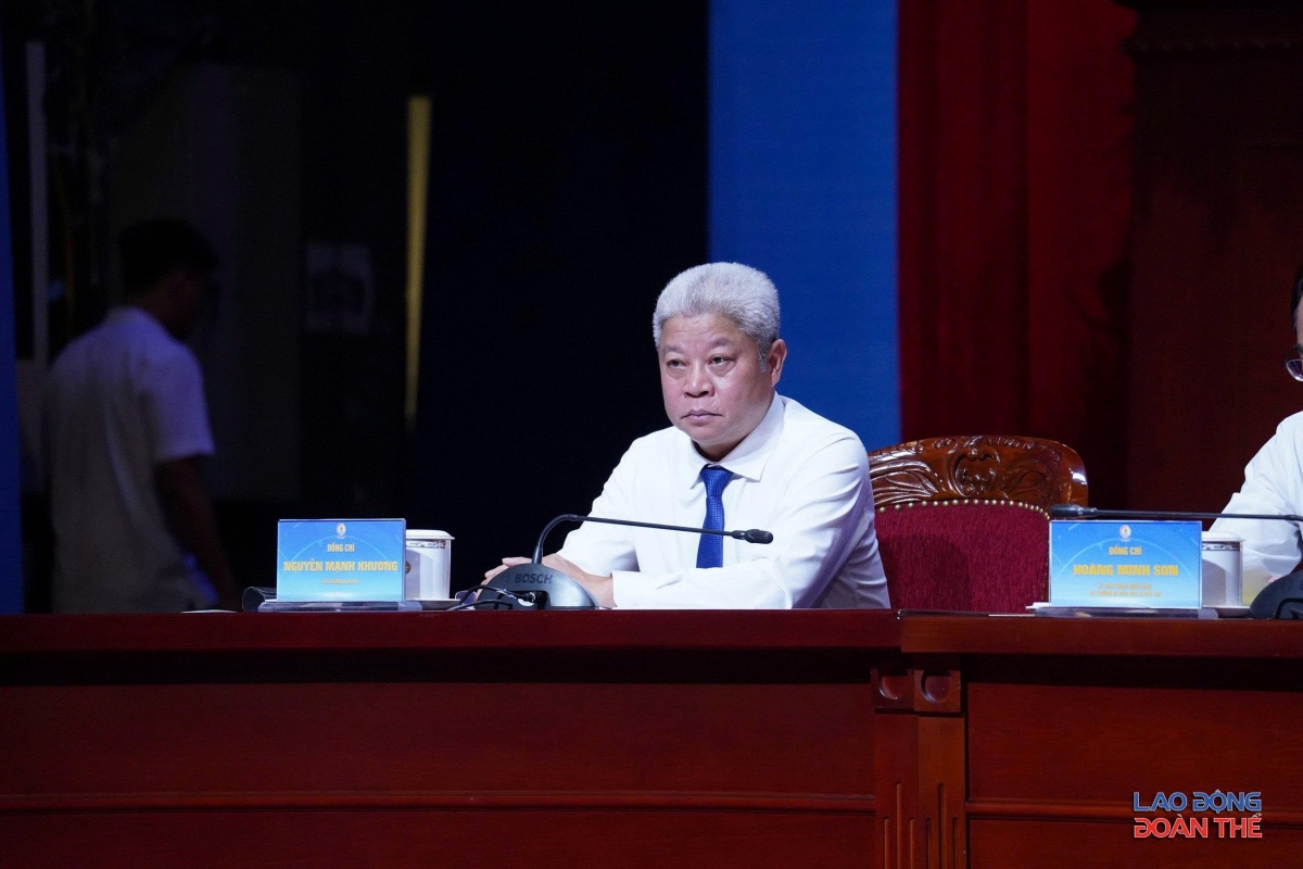 Thứ trưởng Bộ Nội vụ: “Phong trào thi đua phải thực sự gắn với quyền và lợi ích của người lao động”