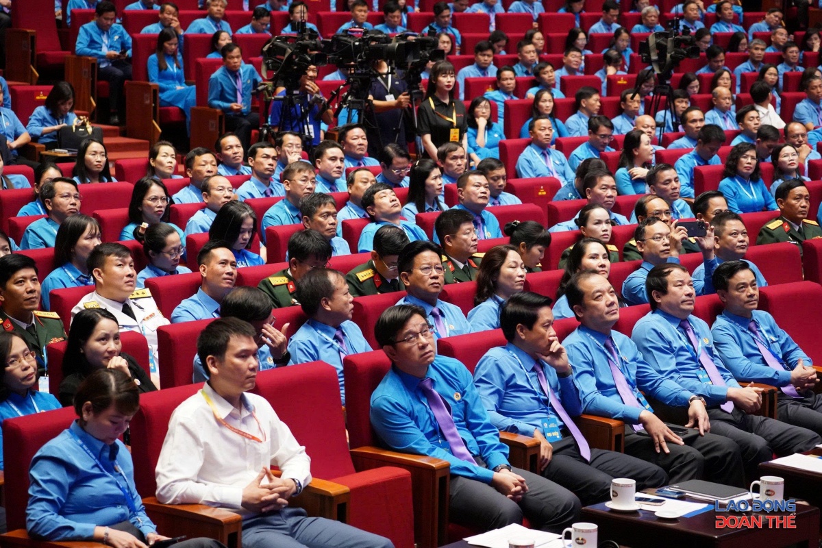 Thủ tướng Chính phủ: “Đại hội XIV Công đoàn Việt Nam đã chủ động hiến kế với Đảng, Nhà nước những vấn đề có ý nghĩa chiến lược quốc gia”