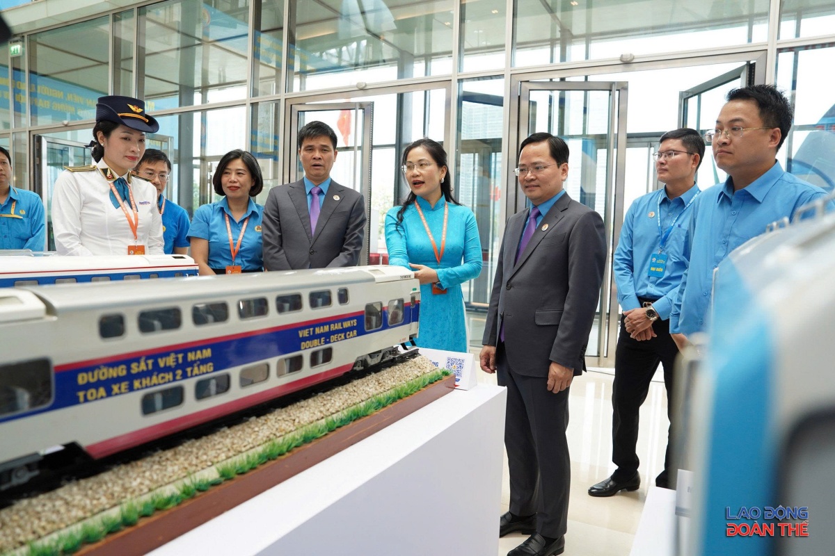 Công đoàn đường sắt Việt Nam: Mang tiếng nói người thợ đến Đại hội XIV