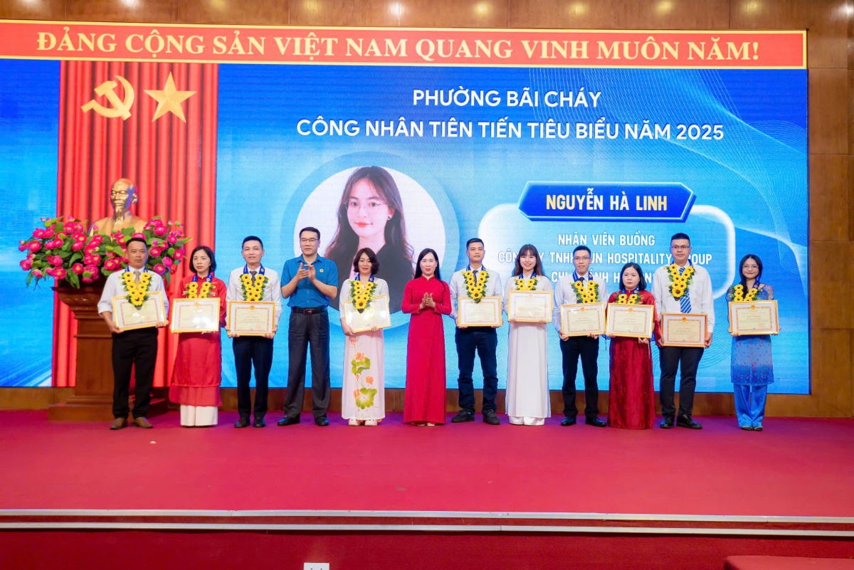 “Bông hoa” trong “vườn hoa thi đua” của Công đoàn phường ở Quảng Ninh “Bông hoa” trong “vườn hoa thi đua” của Công đoàn phường ở Quảng Ninh