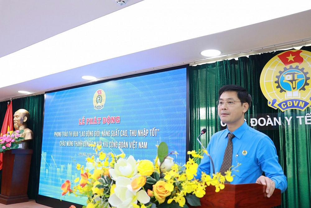 Đồng chí Vũ Anh Tuấn - Phó chủ tịch Công đoàn Y tế Việt Nam phát biểu hưởng ứng phong trào thi đua “Lao động giỏi, năng suất cao, thu nhập tốt” giai đoạn 2026 - 2031 do Tổng Liên đoàn Lao động Việt Nam phát động. Ảnh: ĐVCC Đồng chí Vũ Anh Tuấn - Phó chủ tịch Công đoàn Y tế Việt Nam phát biểu hưởng ứng phong trào thi đua “Lao động giỏi, năng suất cao, thu nhập tốt” giai đoạn 2026 - 2031 do Tổng Liên đoàn Lao động Việt Nam phát động. Ảnh: ĐVCC