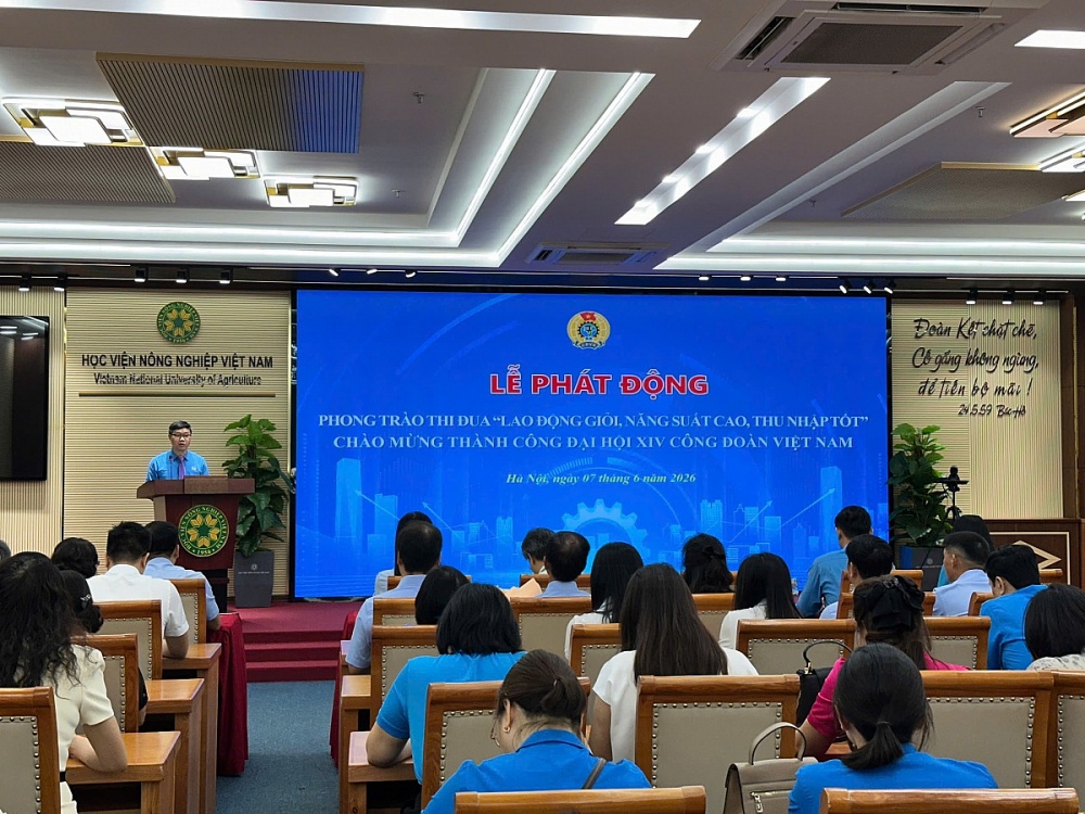 Công đoàn Nông nghiệp và Môi trường Việt Nam hưởng ứng phong trào thi đua “Lao động giỏi - Năng suất cao - Thu nhập tốt”. Ảnh: ĐVCC