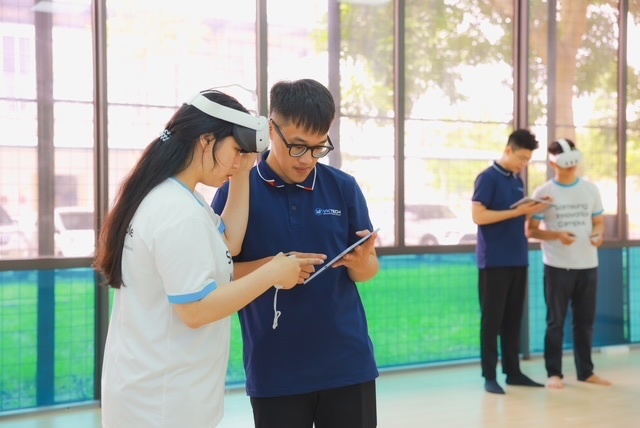 Lớp học bán dẫn SIC - cầu nối giữa giảng đường và nhà máy Lớp học bán dẫn SIC - cầu nối giữa giảng đường và nhà máy