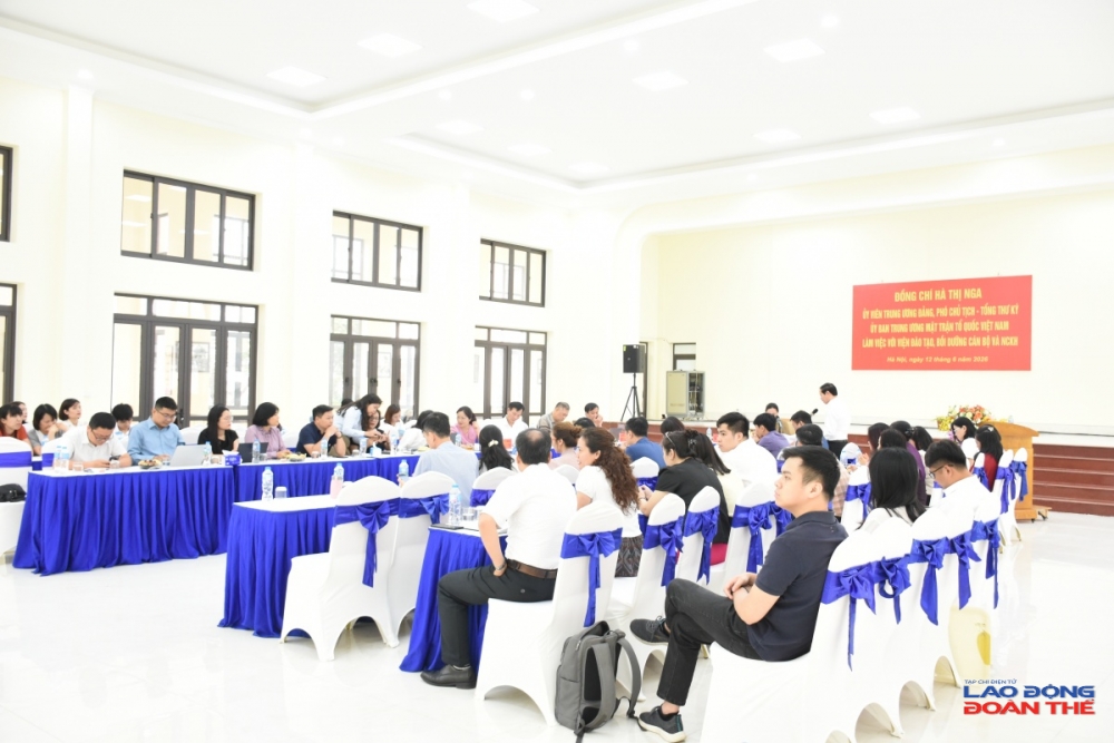 Toàn cảnh buổi làm việc. Ảnh: Nguyễn Việt Toàn cảnh buổi làm việc. Ảnh: Nguyễn Việt