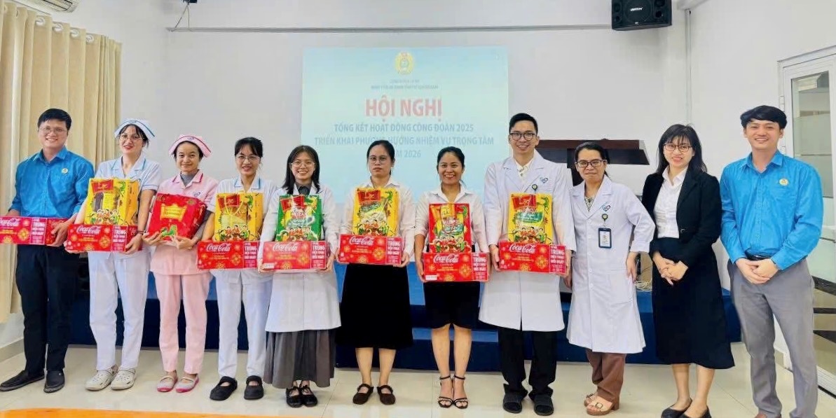 Hai bác sĩ giữ nhịp công đoàn Bệnh viện Đa khoa Tâm Trí Quảng Nam