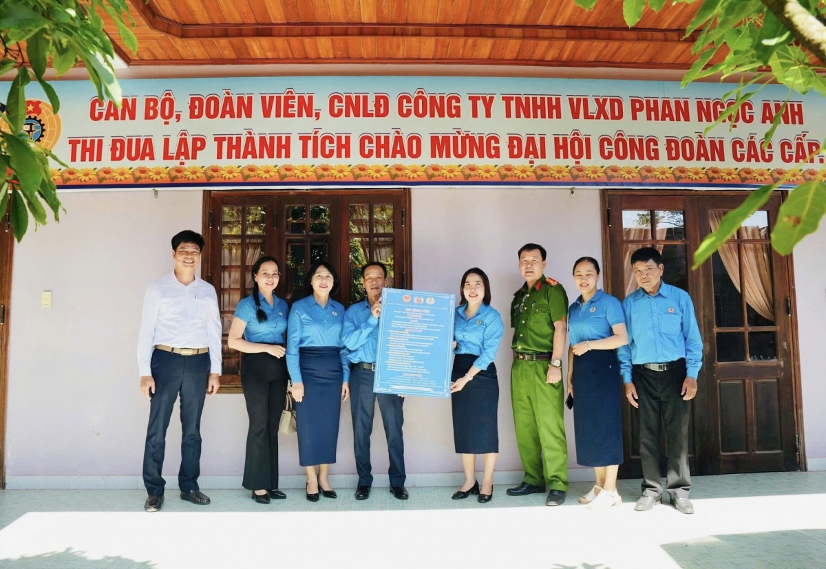 Bốn lần lỡ hẹn với Đảng, người thợ vẫn không ngừng cống hiến