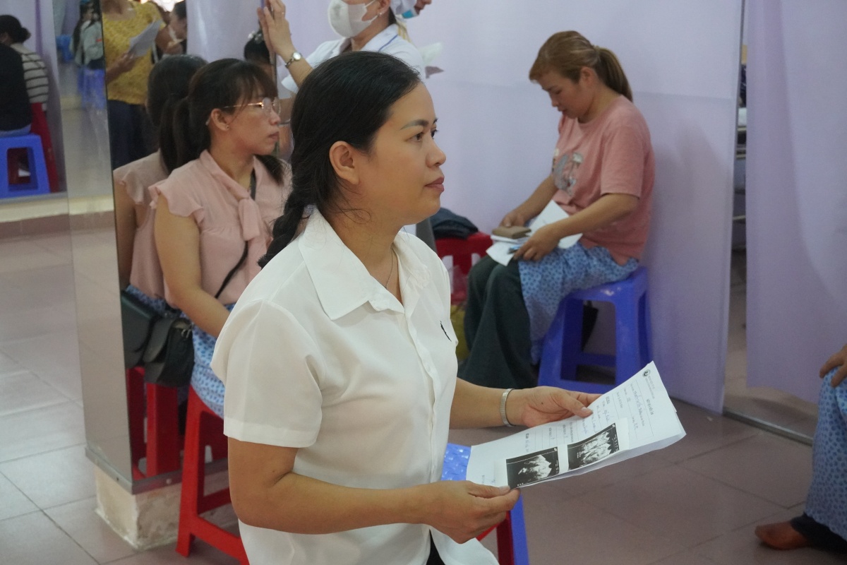 400 nữ công nhân TP HCM tham gia Ngày hội sức khoẻ