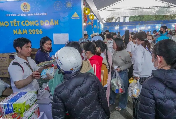 Điểm tựa ấm áp cho công nhân khi Tết cận kề