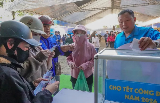 Điểm tựa ấm áp cho công nhân khi Tết cận kề