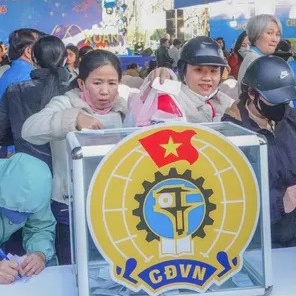 Điểm tựa ấm áp cho công nhân khi Tết cận kề