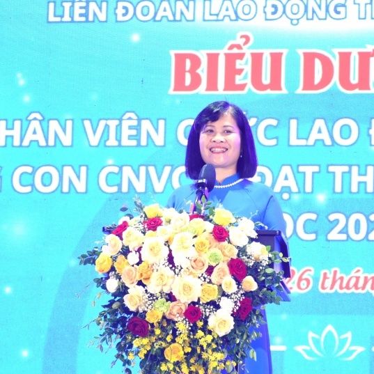 xay dung gia dinh hanh phuc la tien de xay dung giai cap cong nhan hien dai