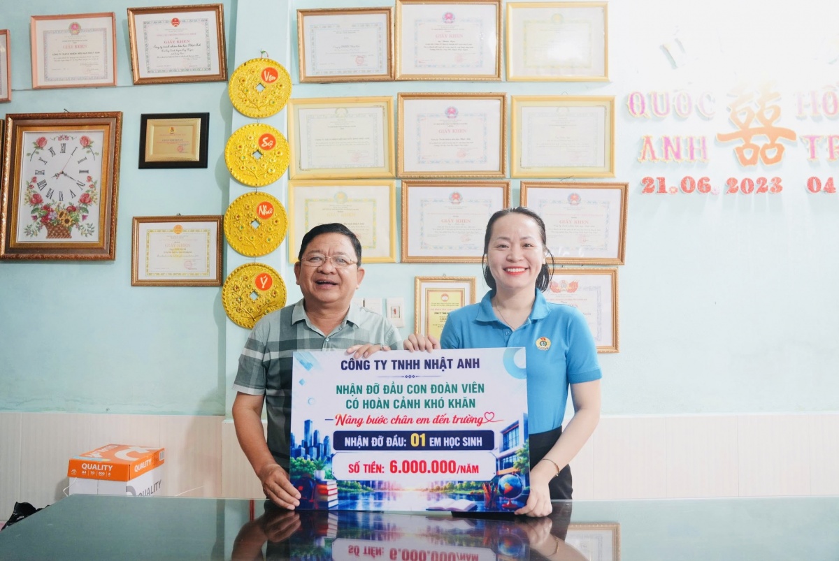 Đến nay, mô hình “Nâng bước chân em tới trường” của Công đoàn xã Duy Xuyên được nhiều chủ doanh nghiệp đồng hành.