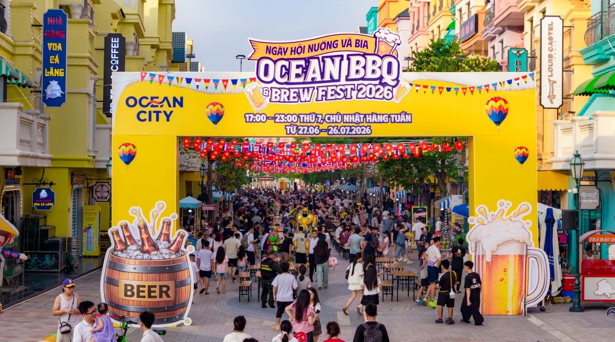 Ngày hội nướng và bia tại OCEAN CITY khai màn bùng nổ, thu hút hàng chục nghìn lượt khách tahm dự