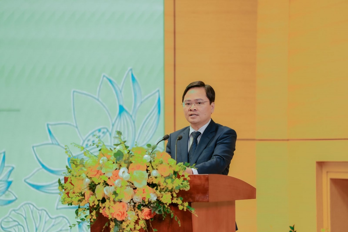 Công đoàn TKV đón nhận Huân chương Lao động hạng Ba (lần thứ hai) Công đoàn TKV đón nhận Huân chương Lao động hạng Ba (lần thứ hai)