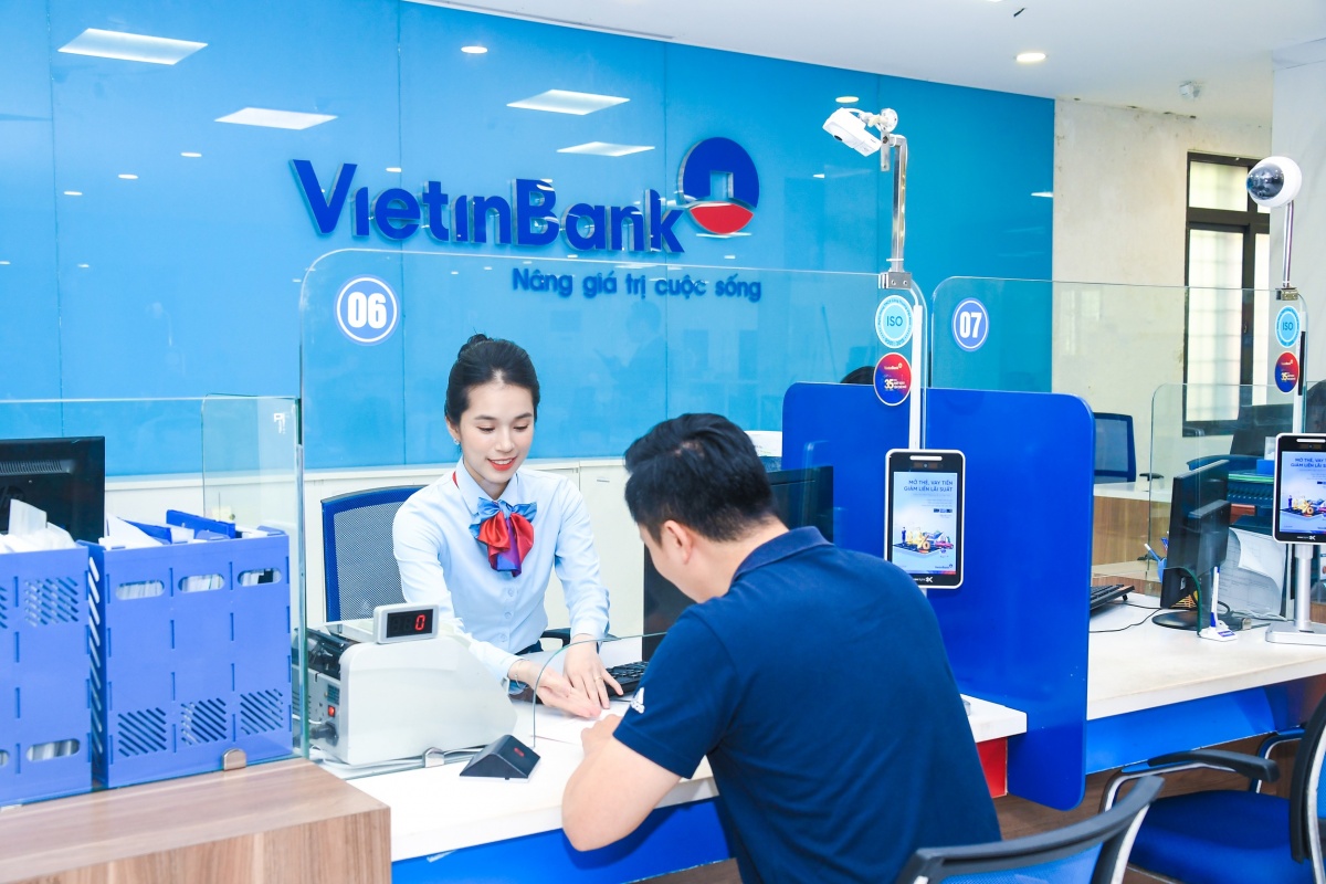 VietinBank khẳng định vị thế vượt trội khi 3 năm liên tiếp góp mặt trong Top đầu doanh nghiệp lớn nhất Đông Nam Á theo Tạp chí Fortune (Mỹ) VietinBank khẳng định vị thế vượt trội khi 3 năm liên tiếp góp mặt trong Top đầu doanh nghiệp lớn nhất Đông Nam Á theo Tạp chí Fortune (Mỹ)