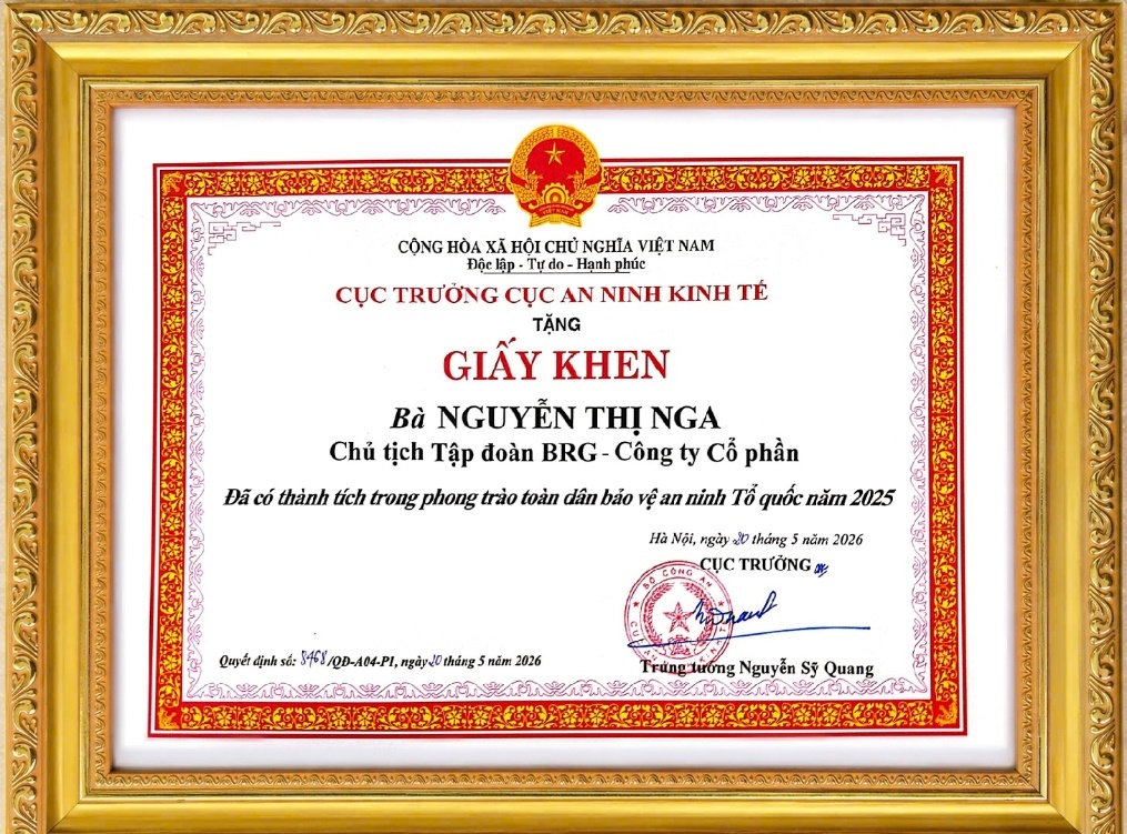 Cục An ninh Kinh tế - Bộ Công an trao tặng giấy khen cho Madame Nguyễn Thị Nga - Chủ tịch Tập đoàn BRG Cục An ninh Kinh tế - Bộ Công an trao tặng giấy khen cho Madame Nguyễn Thị Nga - Chủ tịch Tập đoàn BRG