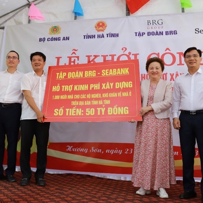 Tập đoàn BRG vinh dự nhận Bằng khen của Bộ Công An trong phong trào Toàn dân Bảo vệ An ninh Tổ Quốc
