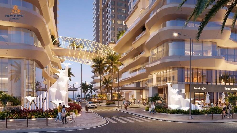 Hệ sinh thái nghỉ dưỡng quốc tế mang lại lợi thế khai thác cho Newtown Diamond. Hệ sinh thái nghỉ dưỡng quốc tế mang lại lợi thế khai thác cho Newtown Diamond.