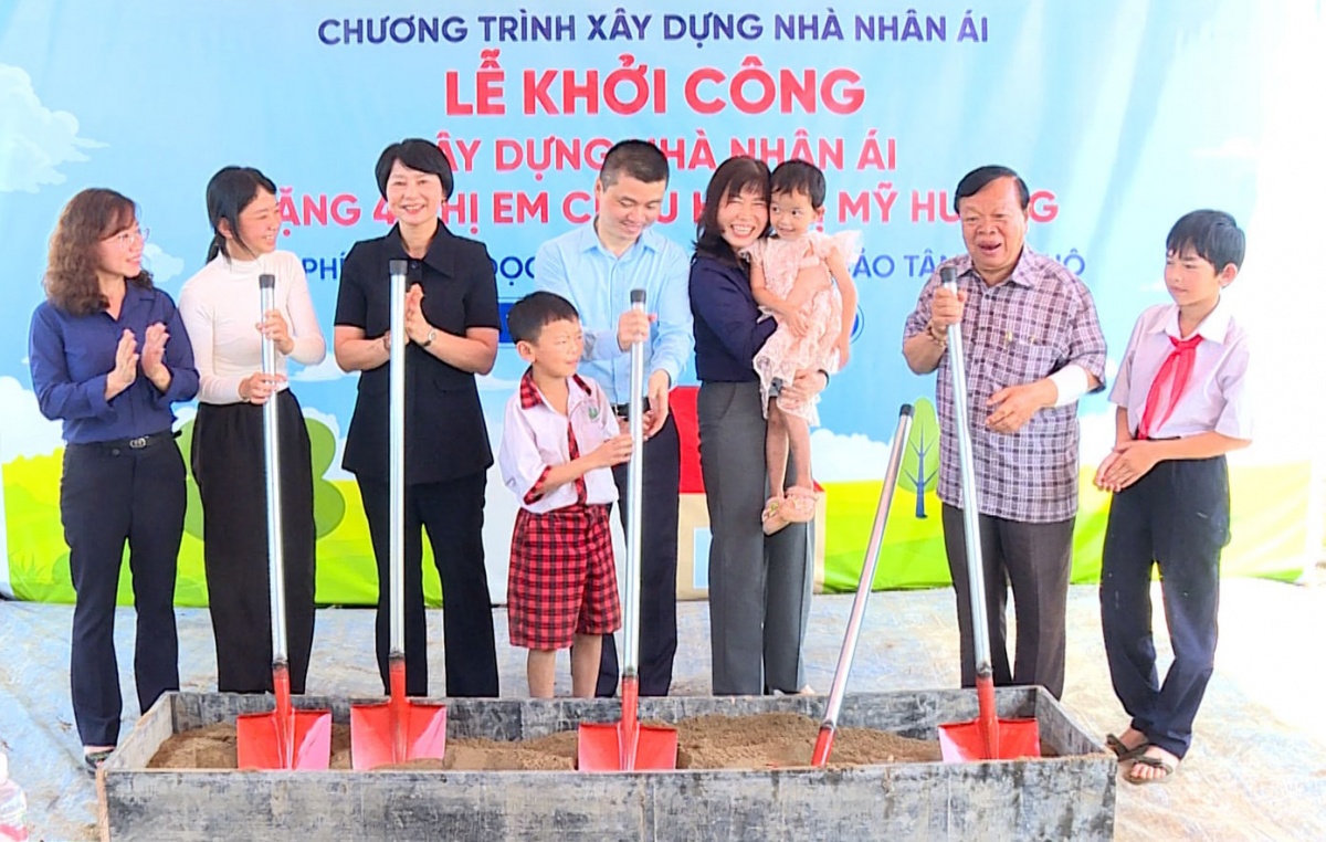 Khi lòng dân đồng thuận - sức mạnh nguồn lực xây dựng tỉnh Lâm Đồng Khi lòng dân đồng thuận - sức mạnh nguồn lực xây dựng tỉnh Lâm Đồng