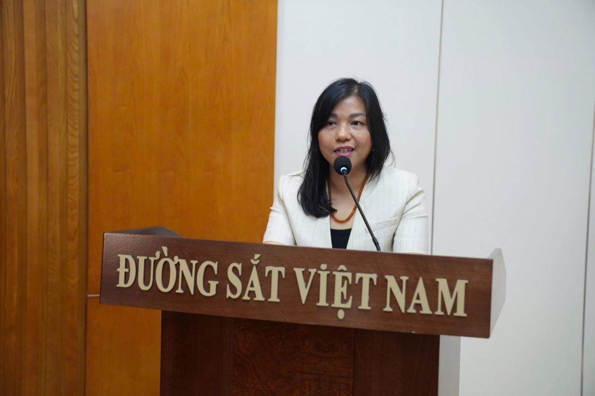 Công đoàn Đường sắt Việt Nam đặt mục tiêu nâng năng suất, bảo đảm an toàn chạy tàu